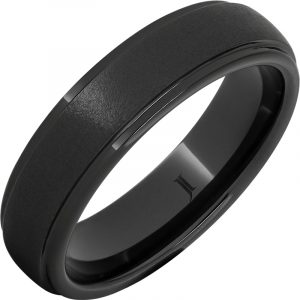 Black Diamond Ceramic™ Ring With Stone Finish